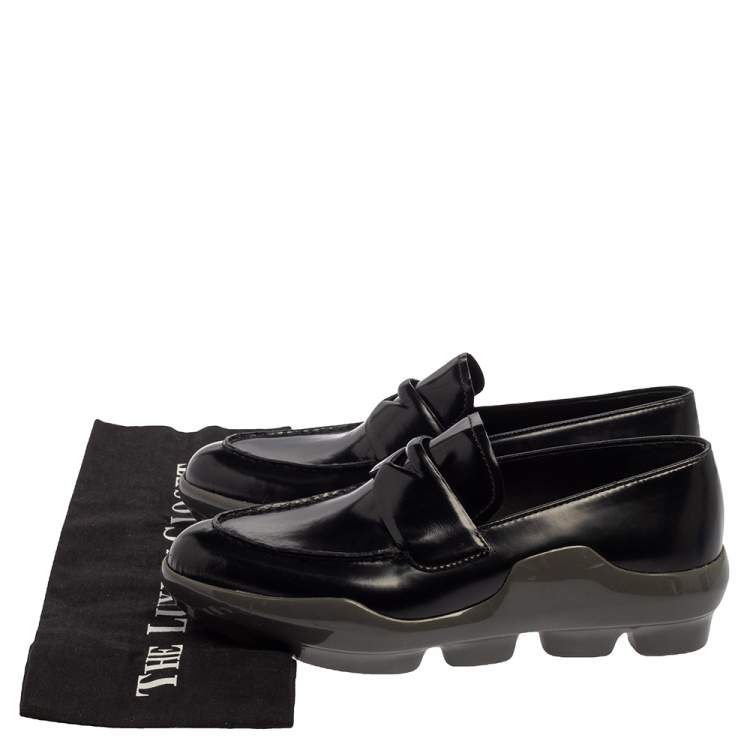 مملوكة مسبقًا Prada Black Leather Slip On Loafers  Size 38
