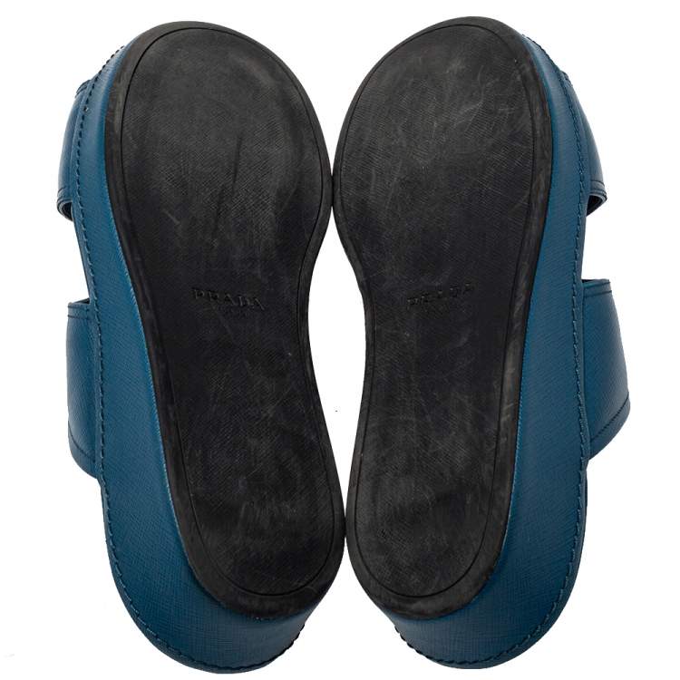 Pre Owned Prada Blue Saffiano Leather Slide Sandals Size 41.5