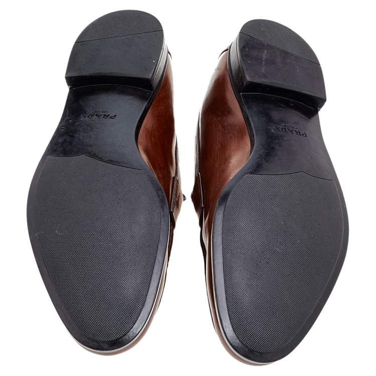 مملوكة مسبقًا Prada Brown Leather Slip on Loafers Size 42.5