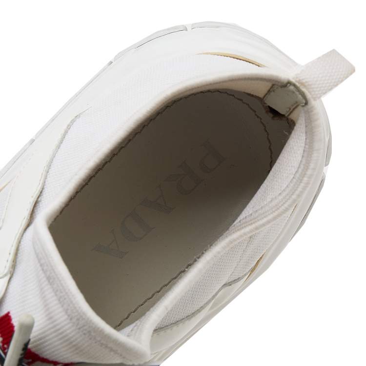 Pre Owned Prada White Knit Fabric Logo Low Top Sneakers Size 41