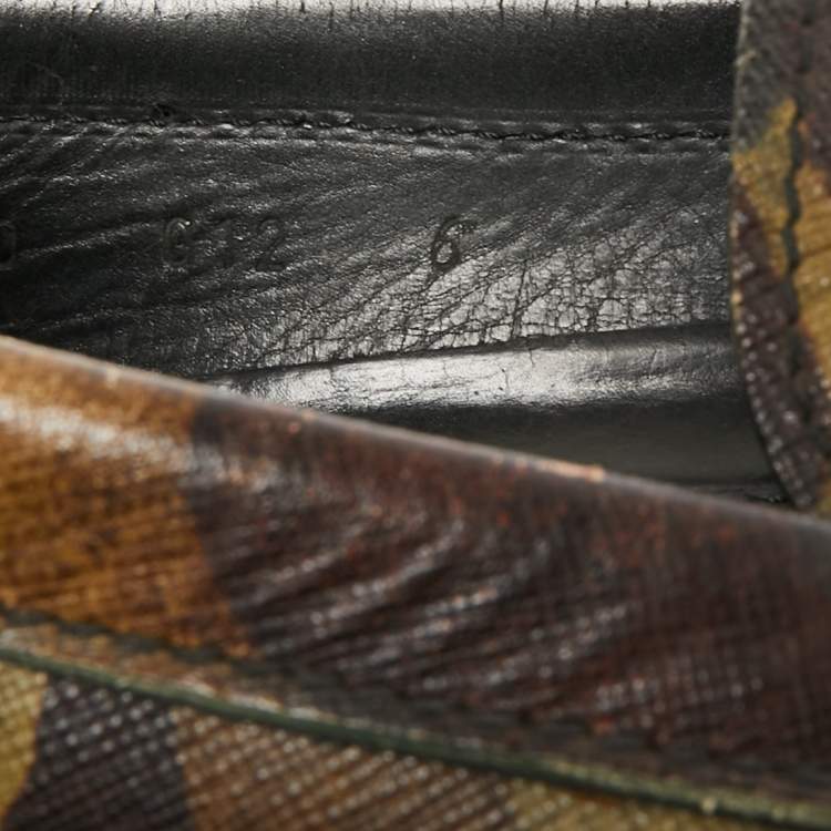 Pre Owned Prada Green Camo Print Leather Slip On Loafers Size 39.5 