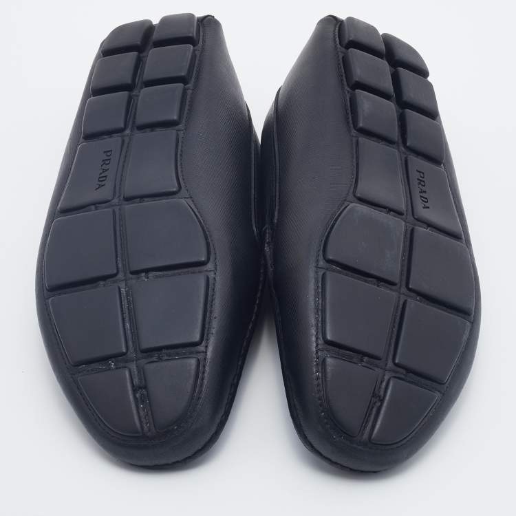 مملوكة مسبقًا Prada Black Saffiano Leather Slip On Loafers Size 42.5