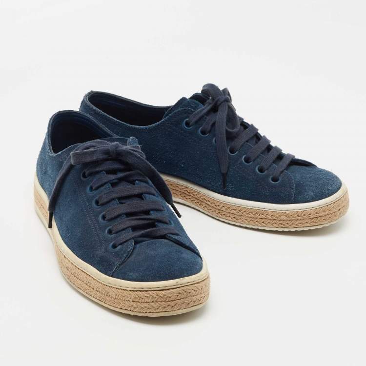 مملوكة مسبقًا Prada Blue Suede Lace Up Sneakers Size 41.5 