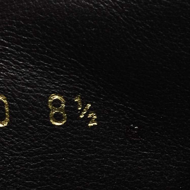 مملوكة مسبقًا Prada Black Leather Low Top Sneakers Size 42.5