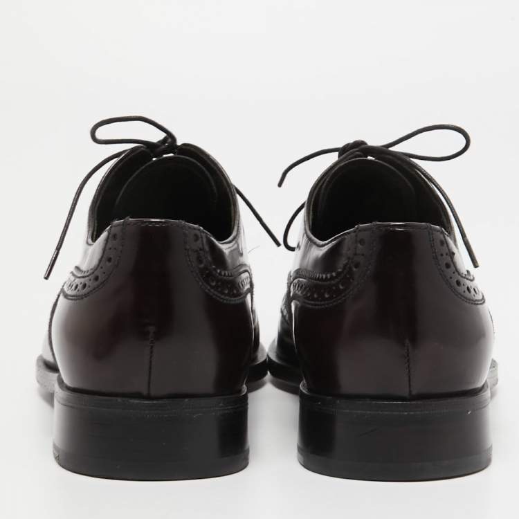 مملوكة مسبقًا Prada Burgundy Brogue Leather Lace Up Oxfords Size 39.5