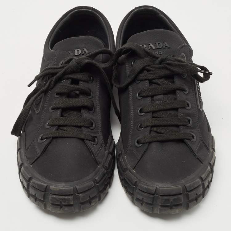 Pre Owned Prada Black Nylon Wheel Cassetta Low Top Sneakers Size 42.5