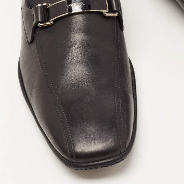 مملوكة مسبقًا Prada Black Leather Slip On Loafers Size 44
