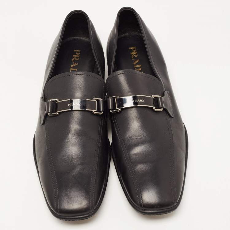 مملوكة مسبقًا Prada Black Leather Slip On Loafers Size 44