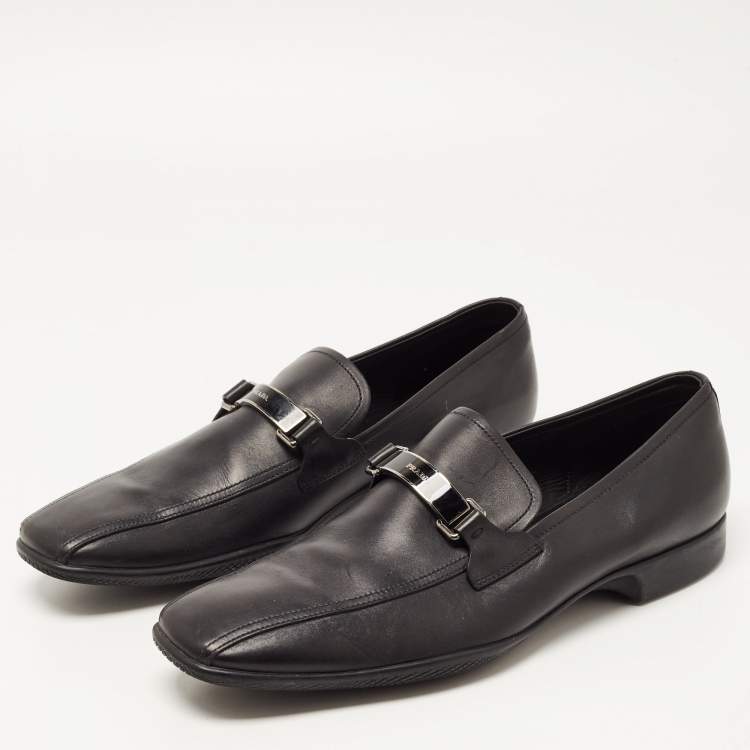 مملوكة مسبقًا Prada Black Leather Slip On Loafers Size 44