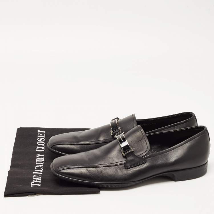 مملوكة مسبقًا Prada Black Leather Slip On Loafers Size 44