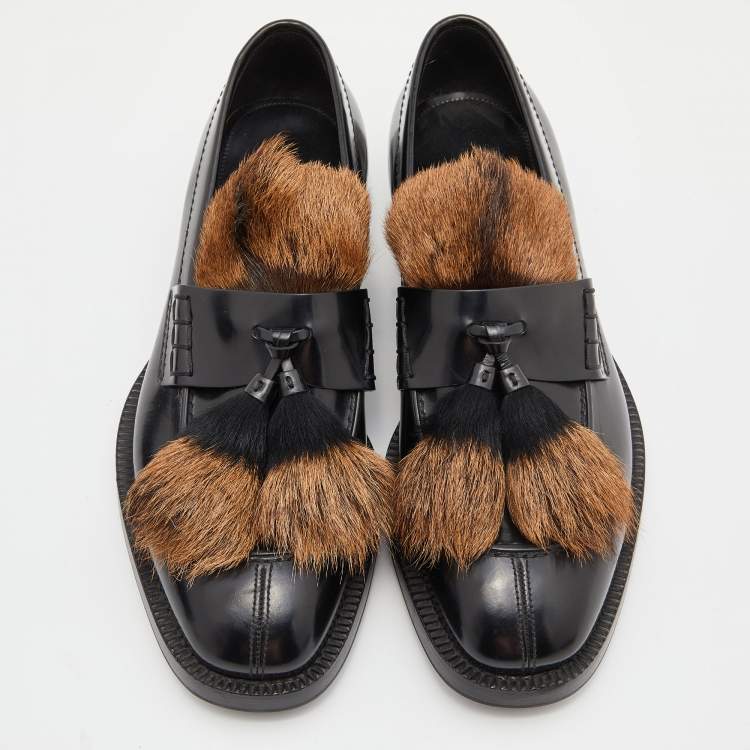 مملوكة مسبقًا Prada Black Leather and Calf Hair Tassel Slip on Loafers Size 42.5