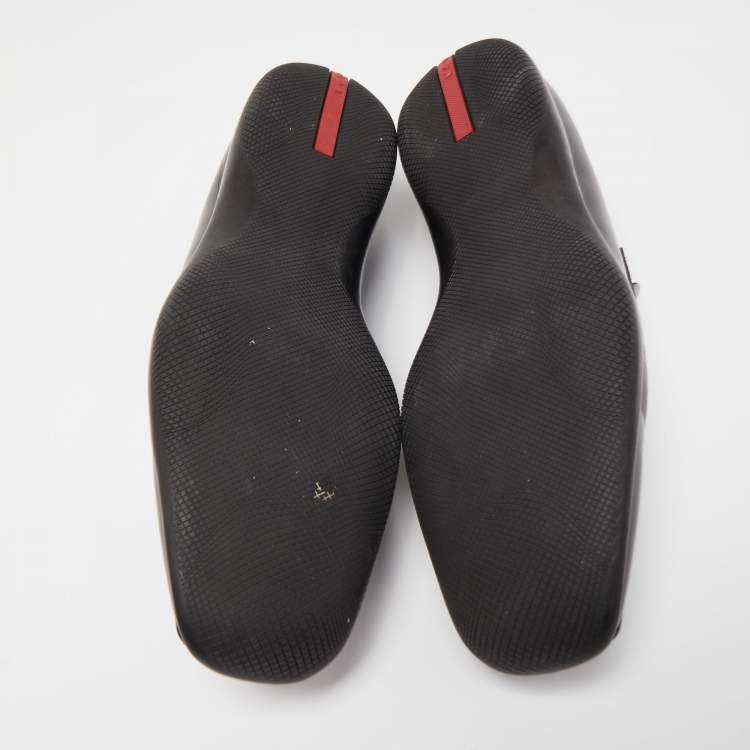 مملوكة مسبقًا Prada Black Leather Dress Loafers Size 46