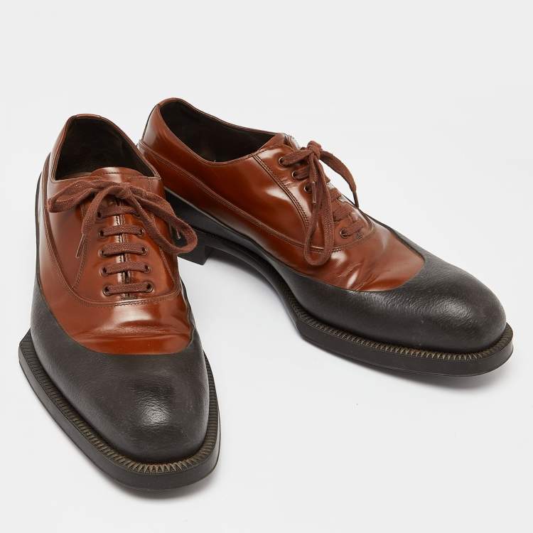 Pre Owned Prada Brown/Black Leather and Rubber Lace Up Oxfords Size 43
