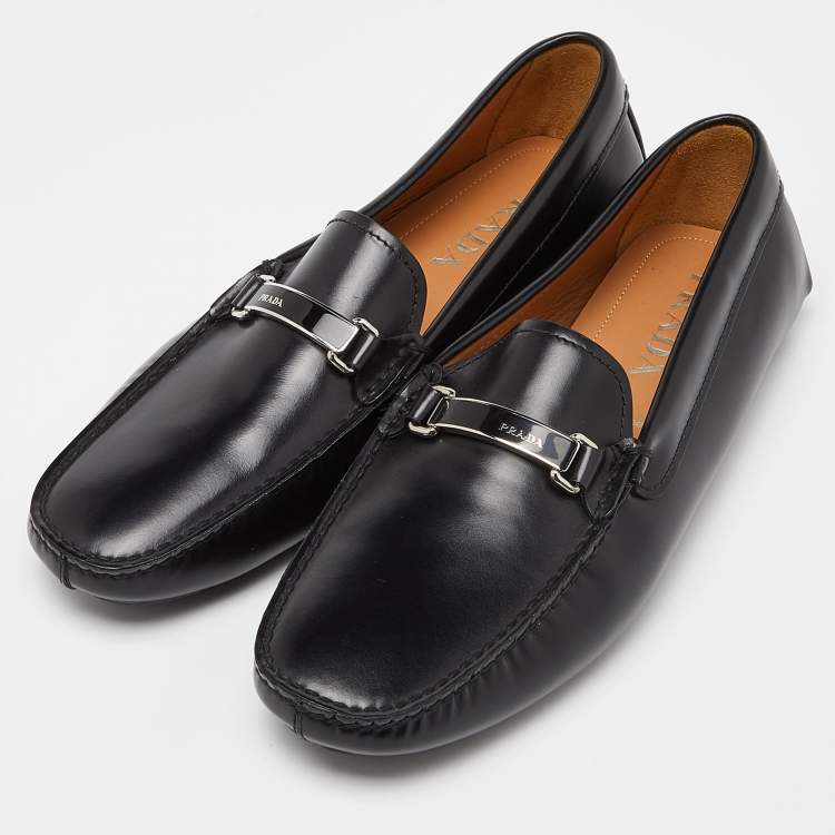 مملوكة مسبقًا Prada Black Leather Slip On Loafers Size 42.5