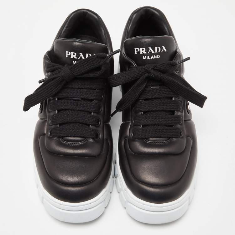 مملوكة مسبقًا Prada Black Padded Leather Platform Sneakers Size 43