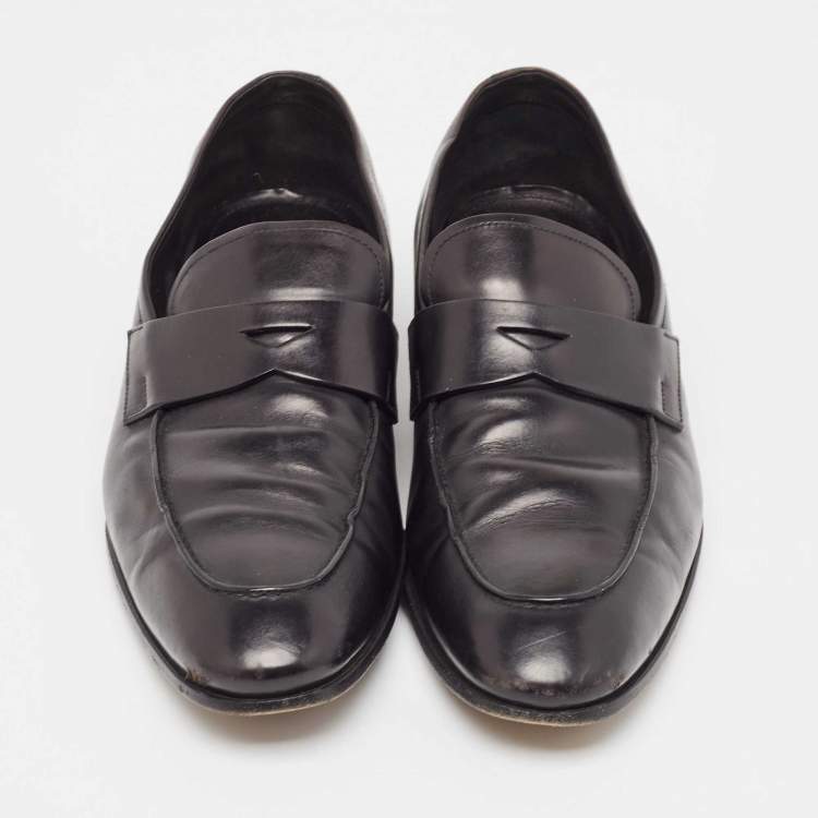 مملوكة مسبقًا Prada Black Leather Slip On Loafers Size 44