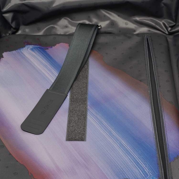 Pre Owned حقيبة سفر ريموا x بتوليمي مان زرقاء منتصف الليل بولي كربونات كابينة الأساسية