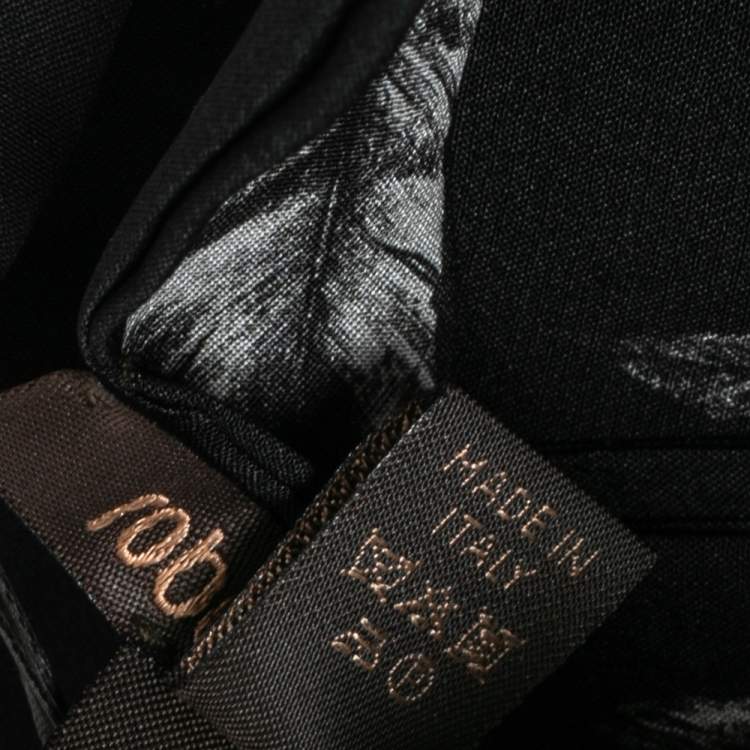 Pre Owned Roberto Cavalli Black Plumage Print Silk Scarf