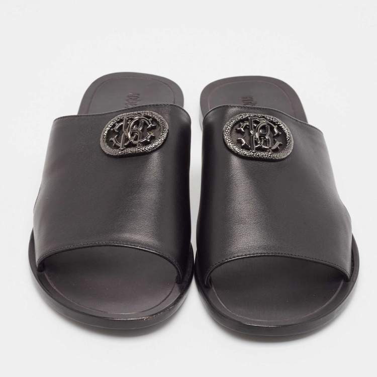 مملوكة مسبقًا Roberto Cavalli Black Leather Logo Flat Slide Sandals Size 43
