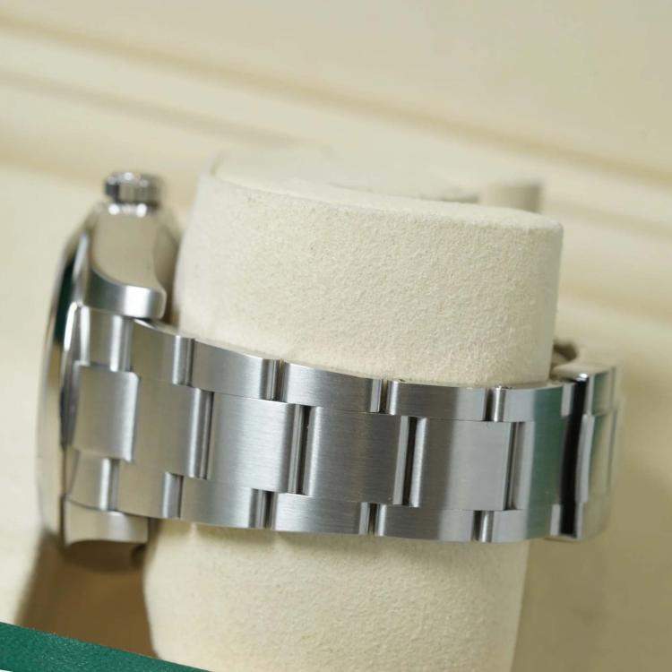 Pre Owned Rolex Air-King 116900 Automatic Black Stainless Steel Men's Wristwatch 40 mm