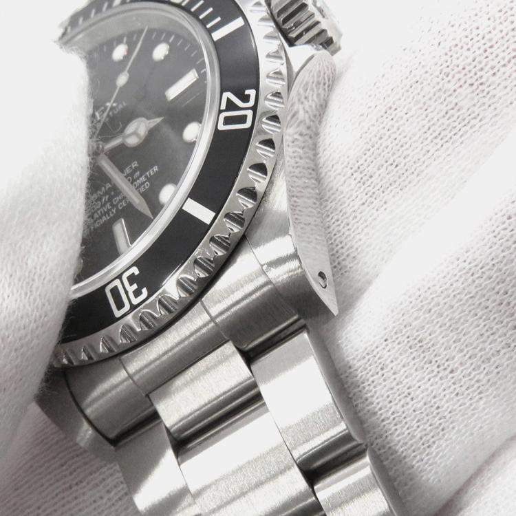Pre Owned Rolex Submariner 14060M Automatic Black Stainless Steel Men's Wristwatch 40 mm