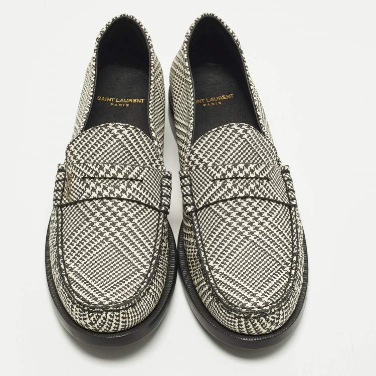 مملوكة مسبق ًا Saint Laurent Size 42 Beige/Black Leather Penny Loafers