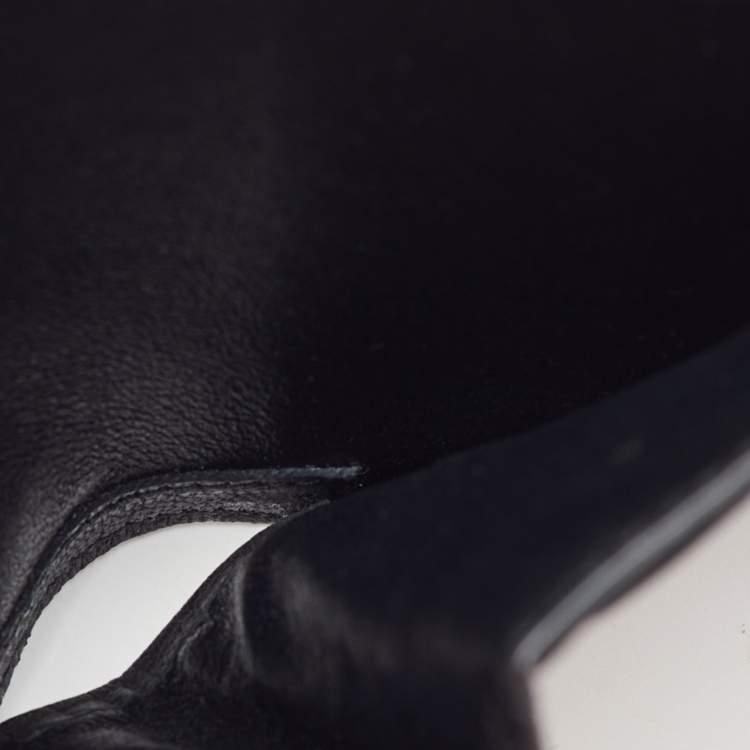 Pre Owned Saint Laurent Black Croc Embossed Leather Bifold Card Holder