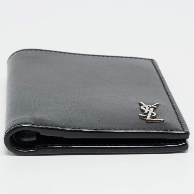 مملوكة مسبقًا Saint Laurent Tiny Cassandre Black Leather Card Holder