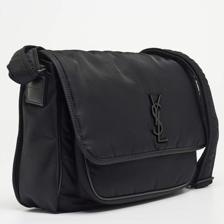 Pre Owned Saint Laurent Black Nylon Niki Messenger Bag