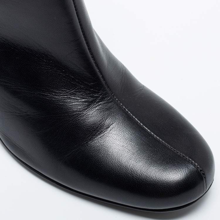 Pre Owned Saint Laurent Black Leather Ankle Boots Size 38