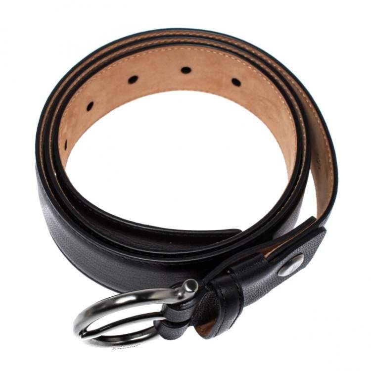 Pre Owned Salvatore Ferragamo Black Leather Gancio Buckle Belt 95CM