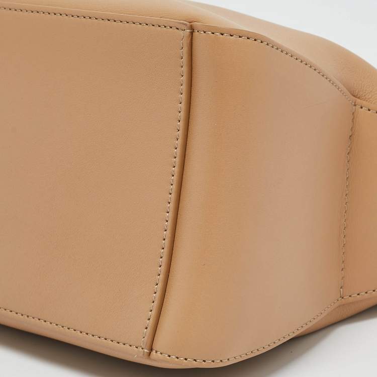 Pre Owned Salvatore Ferragamo Light Brown Leather Zip Pouch