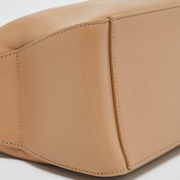 Pre Owned Salvatore Ferragamo Light Brown Leather Zip Pouch