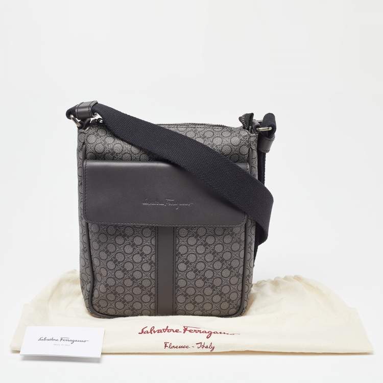 Pre Owned Salvatore Ferragamo Black/Grey Gancini Print Coated Canvas and Leather Messenger Bag