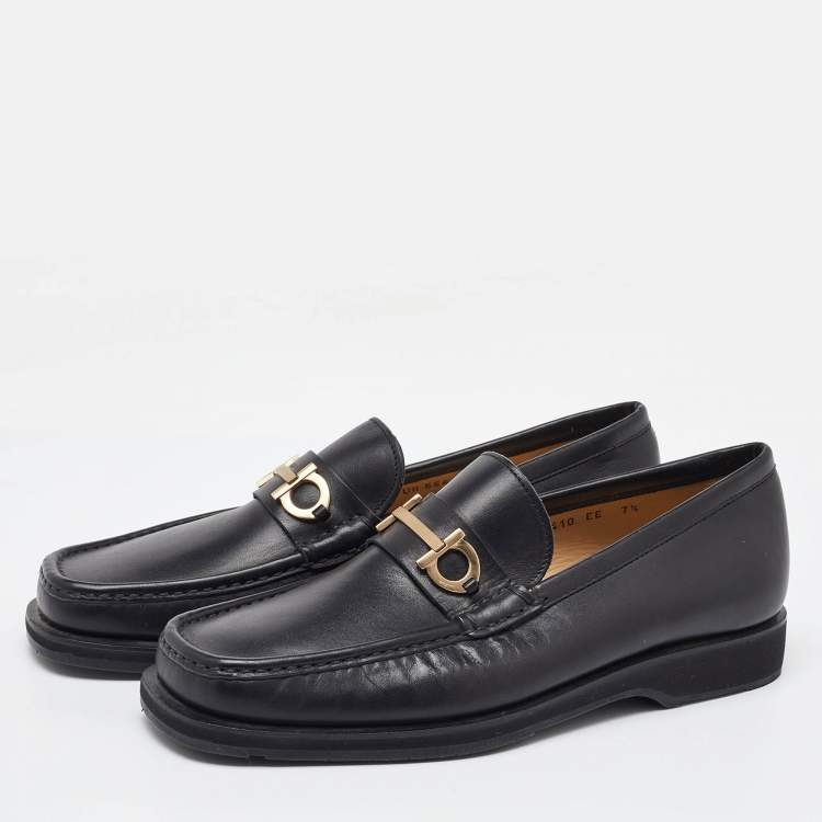 Pre Owned Salvatore Ferragamo Black Leather Gancini Slip On Loafers Size 41.5