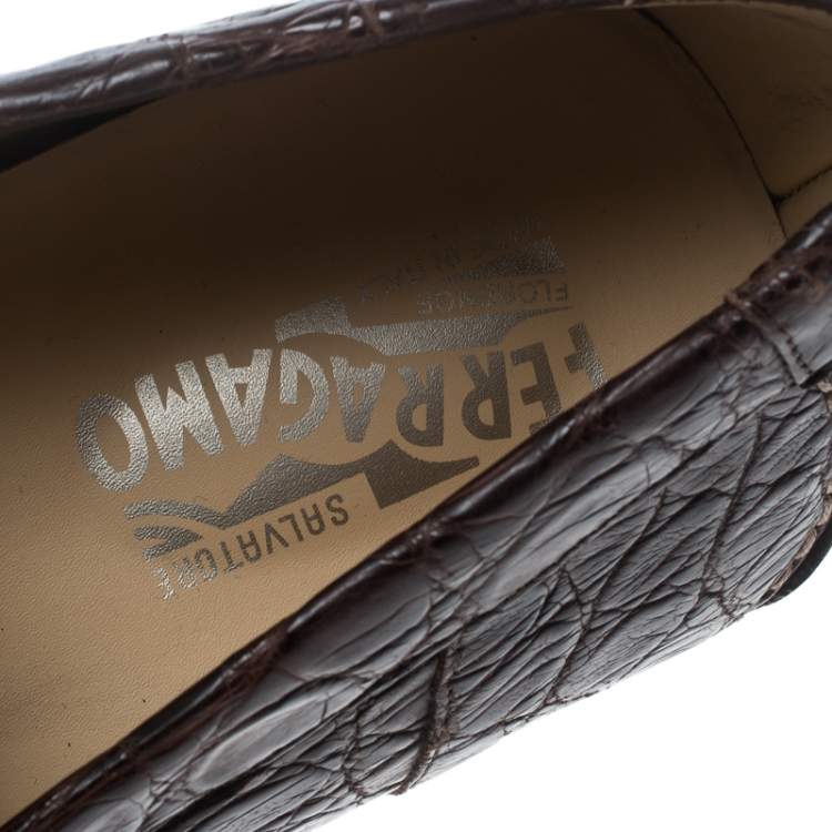 مملوكة مسبقًا Salvatore Ferragamo Brown Crocodile Leather Parigi Bit Loafers Size 44.5