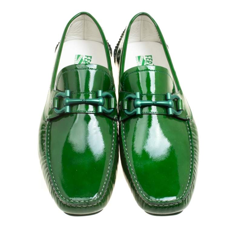 Pre Owned Salvatore Ferragamo Green Patent Leather Parigi Gancini Driver Loafers Size 42