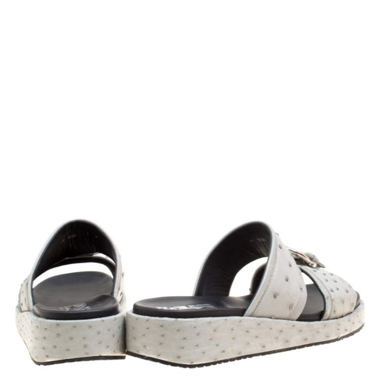 Pre Owned Salvatore Ferragamo Grey Ostrich Leather Lutfi Platform Slides Size 41