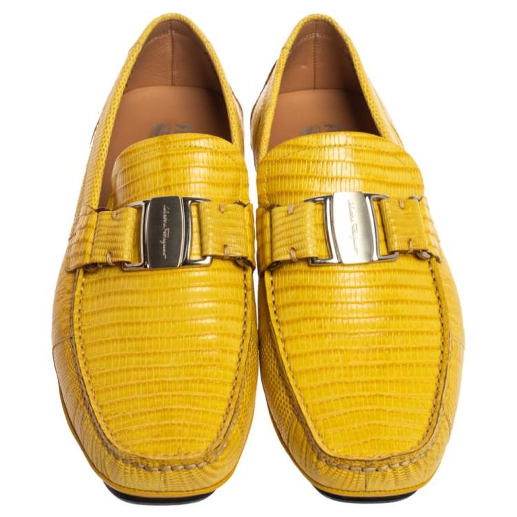مملوكة مسبقًا Salvatore Ferragamo Yellow Lizard Leather Sardegna Slip On Loafers Size 41.5