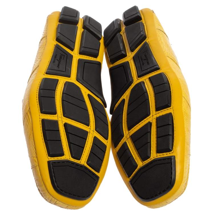 مملوكة مسبقًا Salvatore Ferragamo Yellow Lizard Leather Sardegna Slip On Loafers Size 41.5
