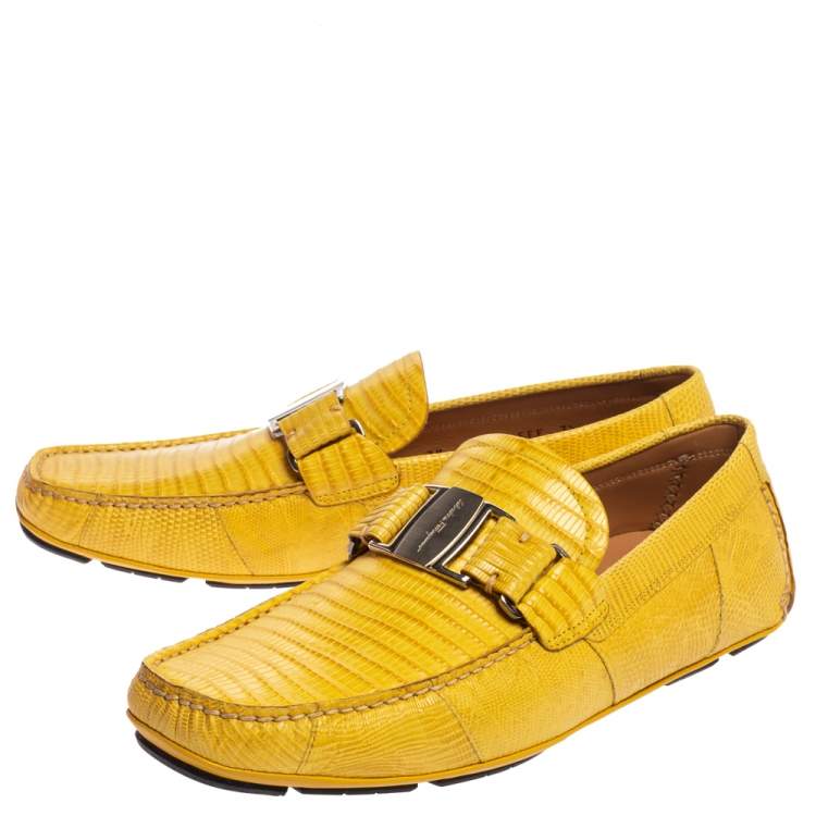 مملوكة مسبقًا Salvatore Ferragamo Yellow Lizard Leather Sardegna Slip On Loafers Size 41.5
