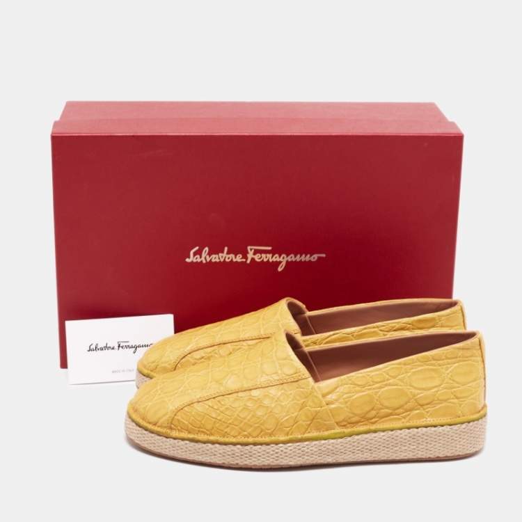 مملوكة مسبقًا Salvatore Ferragamo Yellow Crocodile Leather Lampedusa Espadrilles Size 41.5