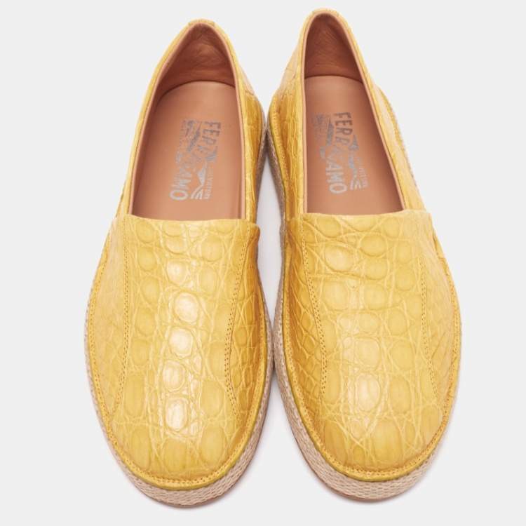 مملوكة مسبقًا Salvatore Ferragamo Yellow Crocodile Leather Lampedusa Espadrilles Size 41.5