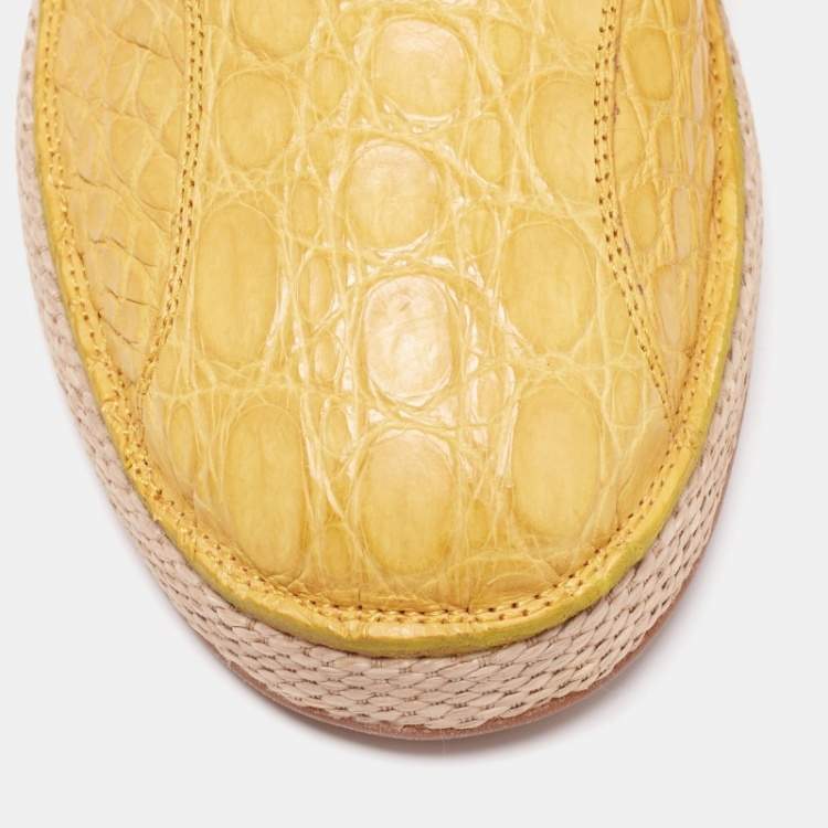 مملوكة مسبقًا Salvatore Ferragamo Yellow Crocodile Leather Lampedusa Espadrilles Size 41.5