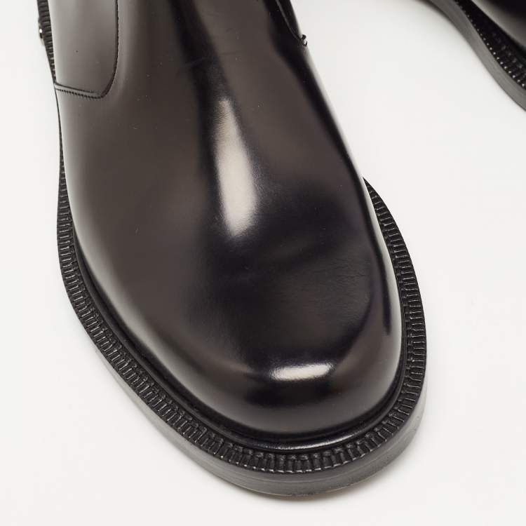 Pre Owned Salvatore Ferragamo Black Glossy Leather Zip Ankle Boots Size 40