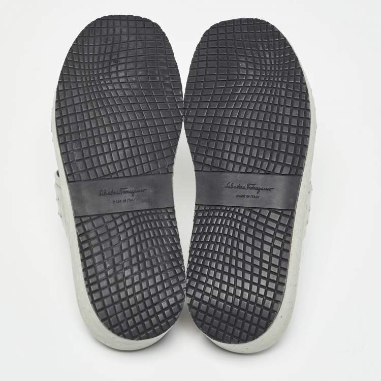 Pre Owned Salvatore Ferragamo Grey Ostrich Lutfi Platform Slides Size 40.5