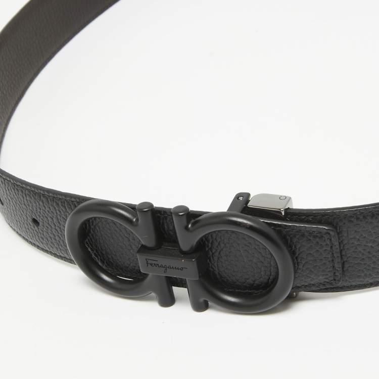 Pre Owned Salvatore Ferragamo Black/Dark Brown Leather Gancini Reversible Cut to Size Belt 
