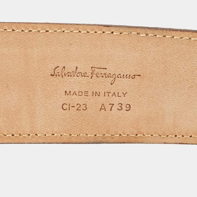 Pre Owned Salvatore Ferragamo Beige Suede Gancio Buckle Belt 80CM