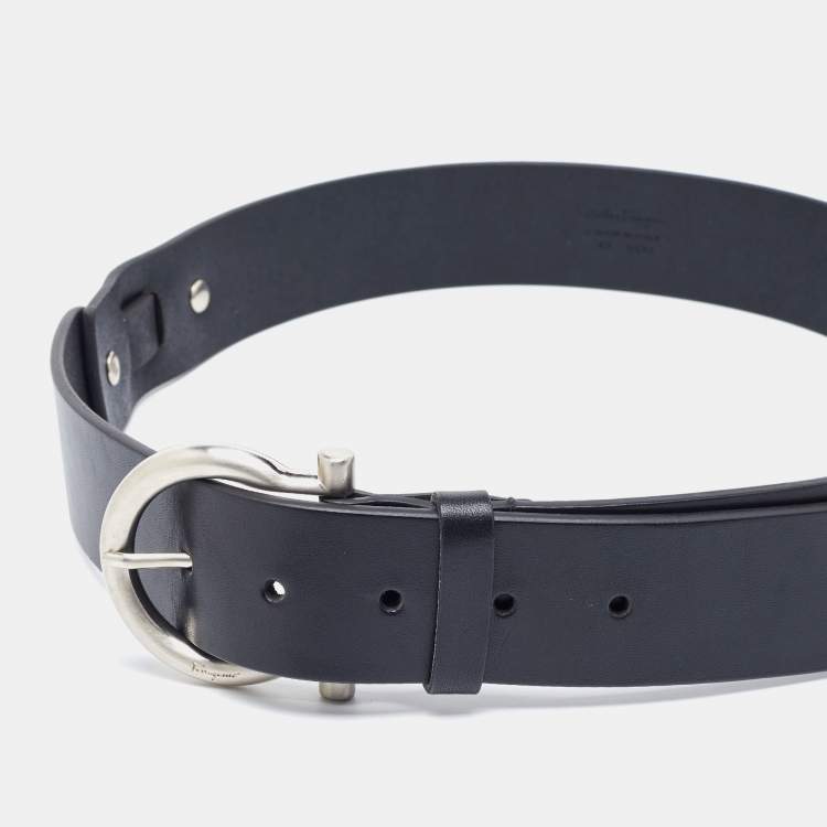 Pre Owned Salvatore Ferragamo Black Leather Gancini Buckle Belt 90CM