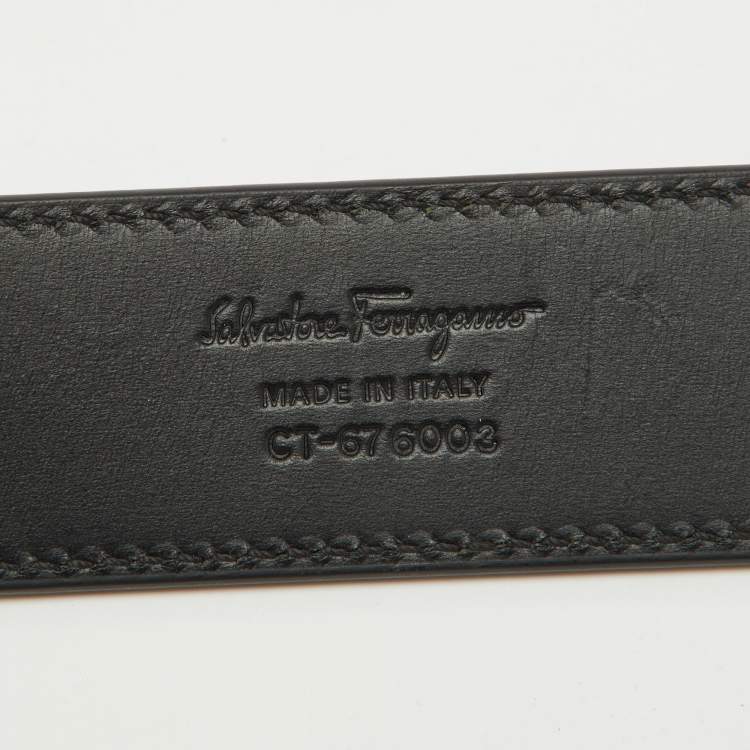 Pre Owned Salvatore Ferragamo Black Leather Cut to Size Reversible Buckle Belt